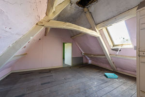 Loft Room 1- click for photo gallery